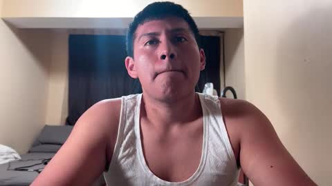 Snapshot of joshuatls08 chatting on 10/31/25, 03:18 joshuatls08 online show from 10/31/25, 03:18