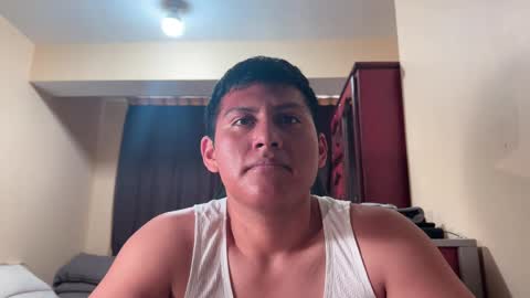 Snapshot of joshuatls08 chatting on 11/10/25, 04:28 joshuatls08 online show from 11/10/25, 04:28