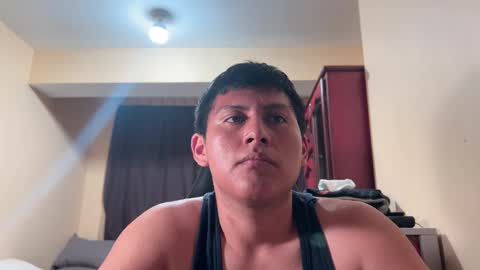 Snapshot of joshuatls08 chatting on 11/16/25, 04:18 joshuatls08 online show from 11/16/25, 04:18