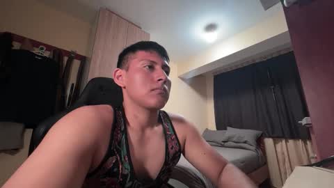 Snapshot of joshuatls08 chatting on 12/04/25, 04:11 joshuatls08 online show from 12/04/25, 04:11