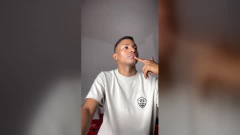 Snapshot of jossjordan chatting on 03/06/26, 01:02 JOSS JORDAN online show from 03/06/26, 01:02