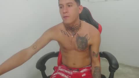 Snapshot of josue_linares chatting on 10/28/25, 06:21 josue_linares online show from 10/28/25, 06:21