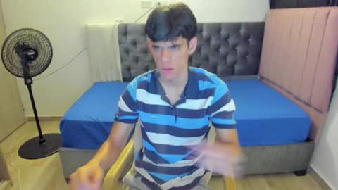 Snapshot of josy_11 chatting on 03/19/26, 11:20 josy online show from 03/19/26, 11:20