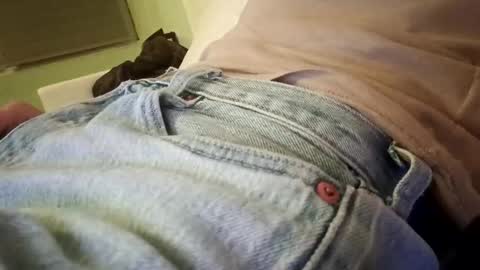 Snapshot of jovenduro84 chatting on 10/13/25, 07:03 jovenduro84 online show from 10/13/25, 07:03