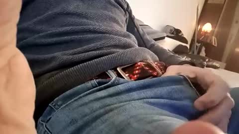 Snapshot of jovenduro84 chatting on 12/03/25, 09:51 jovenduro84 online show from 12/03/25, 09:51