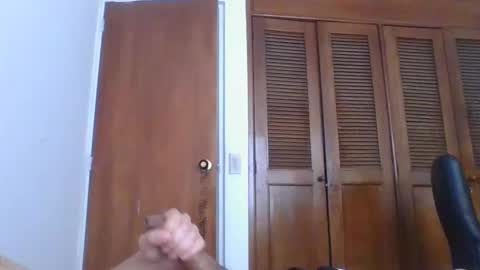 Snapshot of jovenvergonguapo09 chatting on 12/27/24, 09:00 Van Helsing online show from 12/27/24, 09:00