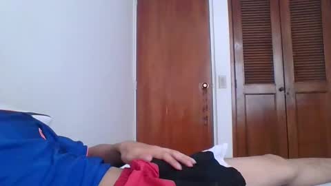 Snapshot of jovenvergonguapo09 chatting on 12/28/24, 07:01 Van Helsing online show from 12/28/24, 07:01