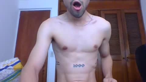 Snapshot of jovenvergonguapo09 chatting on 12/30/24, 01:47 Van Helsing online show from 12/30/24, 01:47