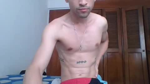 Snapshot of jovenvergonguapo09 chatting on 01/04/25, 04:11 Van Helsing online show from 01/04/25, 04:11