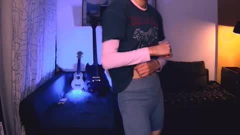 joy_keys online show from 12/03/24, 08:17