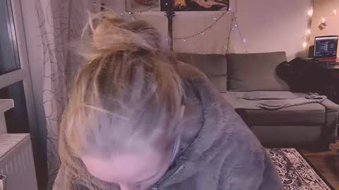 joy_keys online show from 02/18/25, 03:54