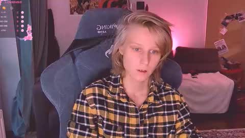 joy_keys online show from 10/22/25, 02:28