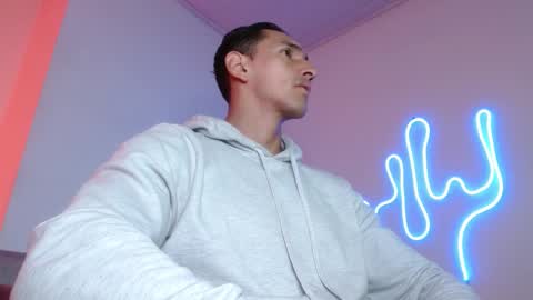  JOYLOPEZFIT online show from 02/24/25, 02:04