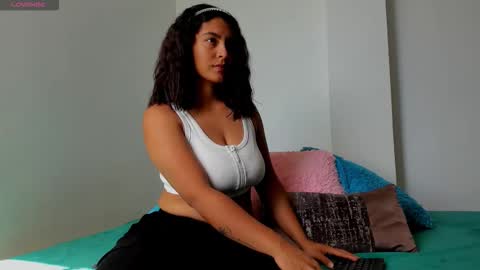 Snapshot of joyaoscura55 chatting on 12/03/25, 06:50 sofiaparker8 online show from 12/03/25, 06:50