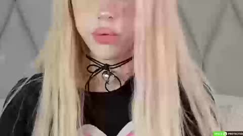 Snapshot of joybarker chatting on 10/08/25, 01:42 Joy Barker online show from 10/08/25, 01:42