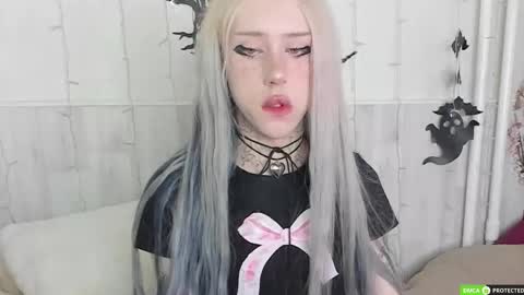 Snapshot of joybarker chatting on 10/15/25, 08:36 Joy Barker online show from 10/15/25, 08:36