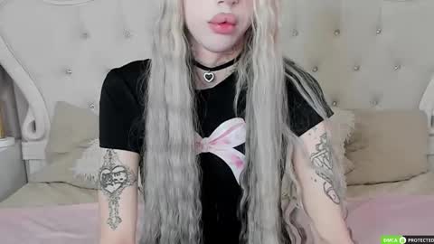 Snapshot of joybarker chatting on 11/10/25, 04:00 Joy Barker online show from 11/10/25, 04:00