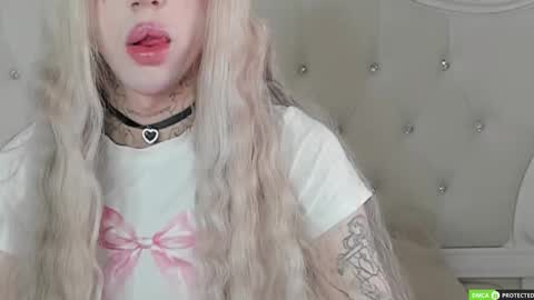 Snapshot of joybarker chatting on 11/24/25, 03:39 Joy Barker online show from 11/24/25, 03:39