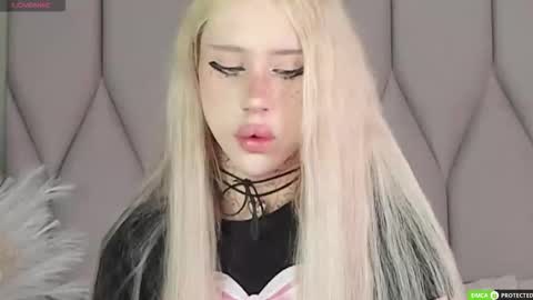 Snapshot of joybarker chatting on 11/30/25, 01:48 Joy Barker online show from 11/30/25, 01:48