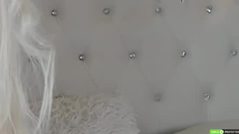 Snapshot of joybarker chatting on 12/14/25, 03:34 Joy Barker online show from 12/14/25, 03:34