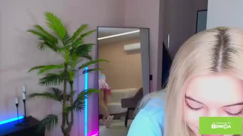 Snapshot of joybunny chatting on 02/10/25, 08:20 joybunny online show from 02/10/25, 08:20