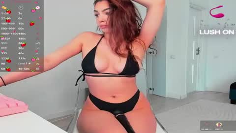 Snapshot of joyceline_fox chatting on 01/11/25, 10:19 joyceline fox online show from 01/11/25, 10:19