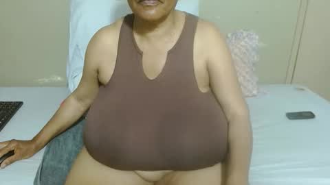 DairyQueen online show from 11/25/25, 02:00