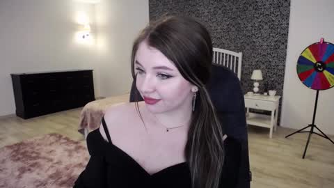 Snapshot of joyofsoul chatting on 12/05/24, 04:01 Ginny online show from 12/05/24, 04:01