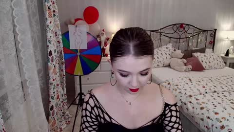 Snapshot of joyofsoul chatting on 12/28/24, 03:37 Ginny online show from 12/28/24, 03:37