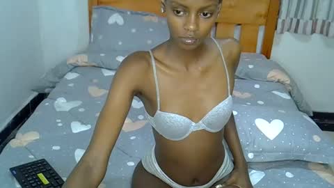 joyous_kay online show from 10/28/25, 09:06