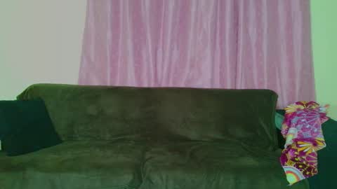    online show from 12/17/25, 04:18