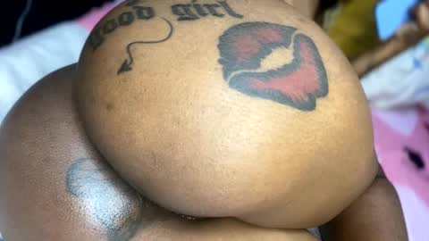 Butterflyass online show from 02/09/25, 01:33