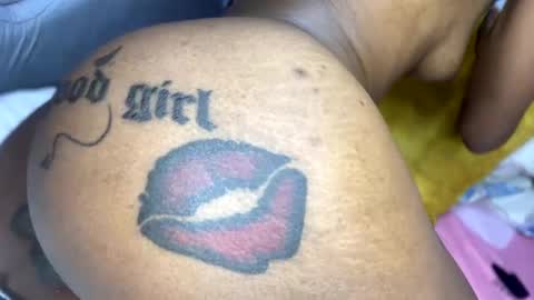 Butterflyass online show from 02/21/25, 01:22