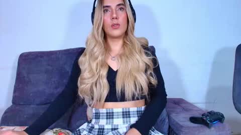 Snapshot of joywinks chatting on 03/10/26, 12:48 joywinks online show from 03/10/26, 12:48