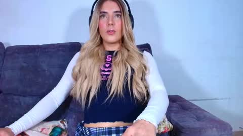 Snapshot of joywinks chatting on 03/12/26, 01:56 joywinks online show from 03/12/26, 01:56