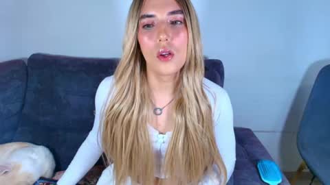 Snapshot of joywinks chatting on 04/05/26, 03:04 joywinks online show from 04/05/26, 03:04