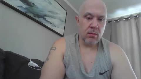 Snapshot of jr1871 chatting on 01/17/26, 02:44 jr1871 online show from 01/17/26, 02:44