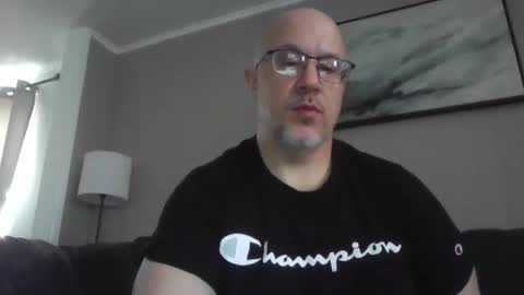 Snapshot of jr1871 chatting on 03/06/26, 03:52 jr1871 online show from 03/06/26, 03:52