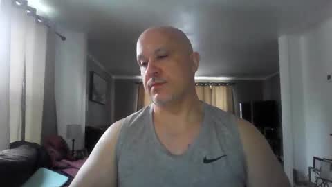 Snapshot of jr1871 chatting on 03/19/26, 01:04 jr1871 online show from 03/19/26, 01:04