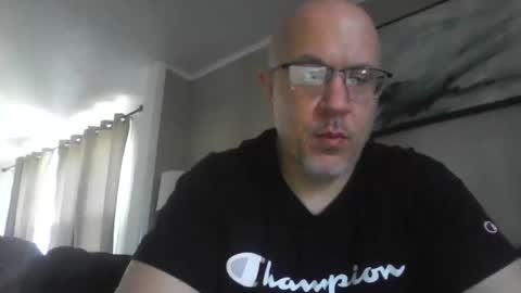 Snapshot of jr1871 chatting on 04/27/26, 12:03 jr1871 online show from 04/27/26, 12:03