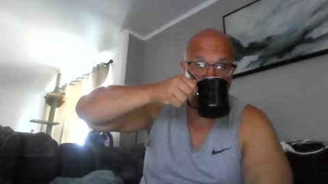 Snapshot of jr1871 chatting on 07/13/26, 11:57 jr1871 online show from 07/13/26, 11:57