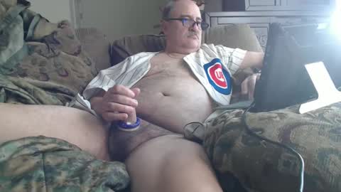 Snapshot of jr8in chatting on 01/11/25, 10:51 jr8in online show from 01/11/25, 10:51