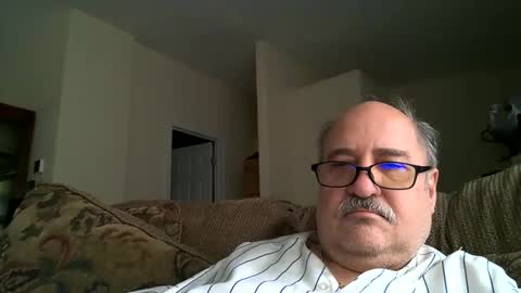 Snapshot of jr8in chatting on 02/08/25, 09:15 jr8in online show from 02/08/25, 09:15