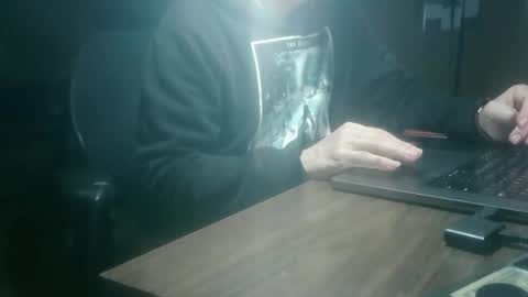 Snapshot of jraiven chatting on 04/02/26, 12:41 Soy Rai online show from 04/02/26, 12:41