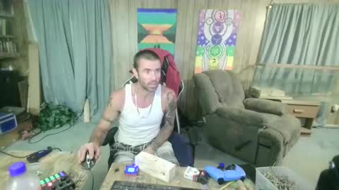 jrizzle1111 online show from 09/28/25, 08:09