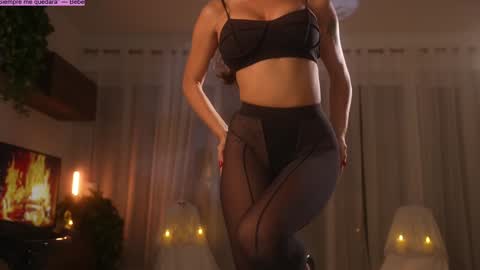 Snapshot of jseductiveart chatting on 11/01/25, 07:27 Jennifer Diaz online show from 11/01/25, 07:27