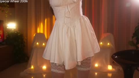 Snapshot of jseductiveart chatting on 11/12/25, 09:03 Jennifer Diaz online show from 11/12/25, 09:03