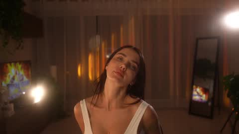 Jennifer Diaz online show from 01/12/26, 08:14