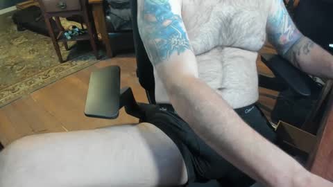 jsimon04 online show from 12/29/24, 03:57