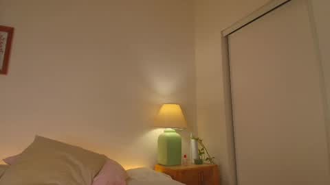 Jsmine  and sometimes Beaulooks online show from 02/28/25, 09:44